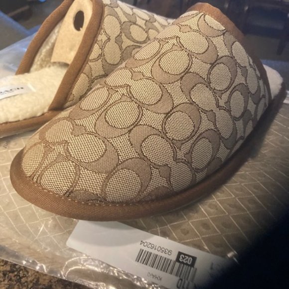 Coach Slipper In Signature Jacquard - Picture 2 of 7